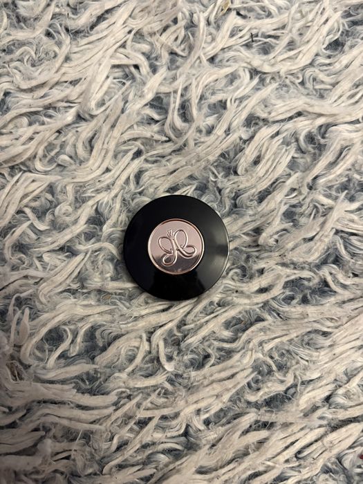Anastasia Beverly Hills – Fard pentru sprâncene