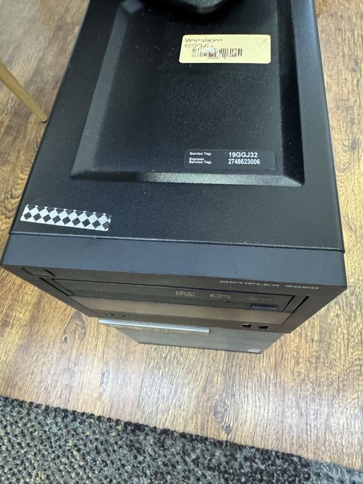 Компютърна конфигурация Dell