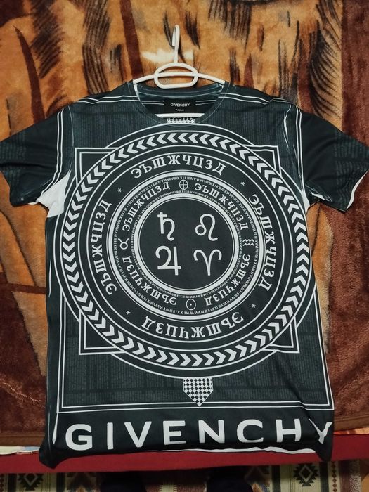 Стилна тениска Givenchy