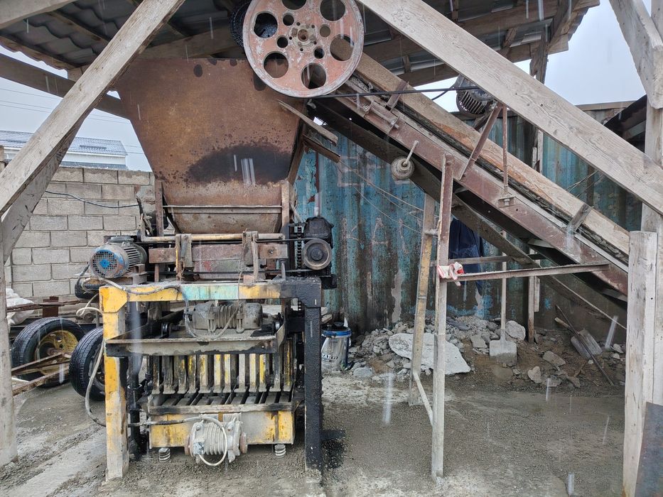 Пескоблочный станок