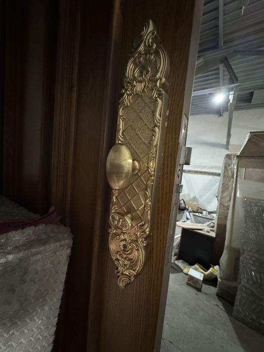 Дверь шпон ясень монолит  2.3м