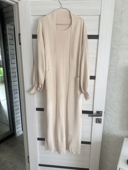 Продам двойку(платье и кардиган)