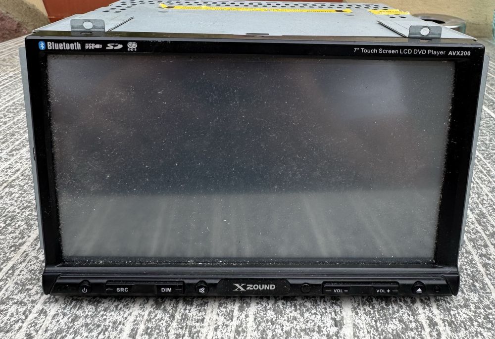 Xzound AVX200 + Toxic усилвател + колони - Автомобилно озвучаване