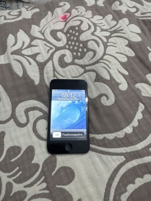 Айфон 4 тоуч хороший телефон