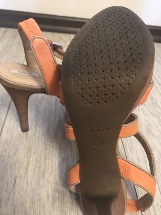 Sandale Geox piele marime 38 aproape noi
