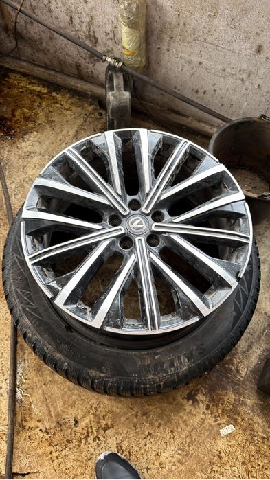 Продам оригинальные диски .можна на тойоту