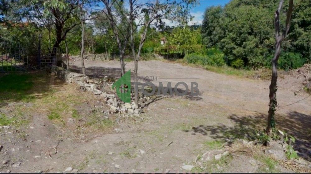Парцел със становище за ток и вода в село Хрищени