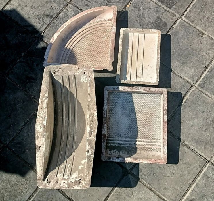 Формы для отливки ступеней