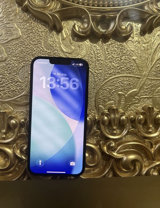 Iphone 13 xolati ideal