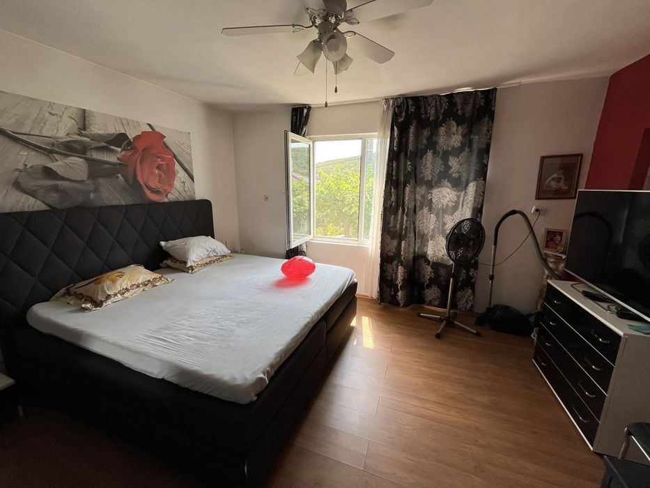 Продава се Къща в Ловеч, Гозница - 280 кв.м за 590 €/кв.м - Снимка #6