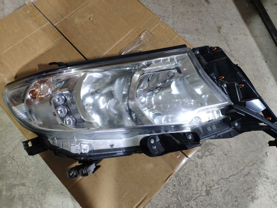 Фары Тойота Прадо 150