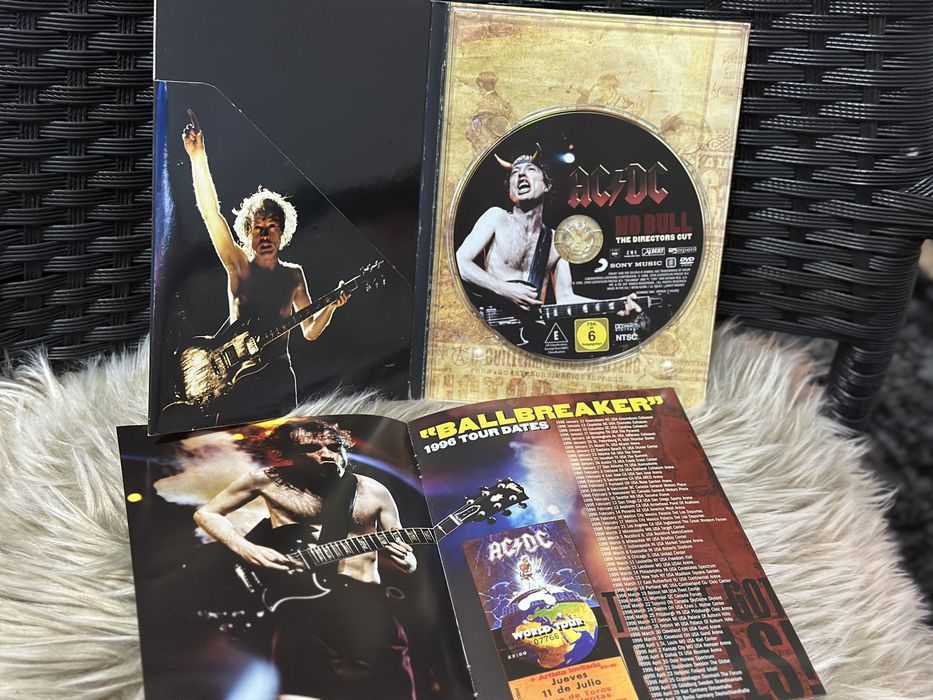 Black sabbath и AC/DC