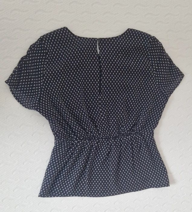 Tricou H&M negru cu buline