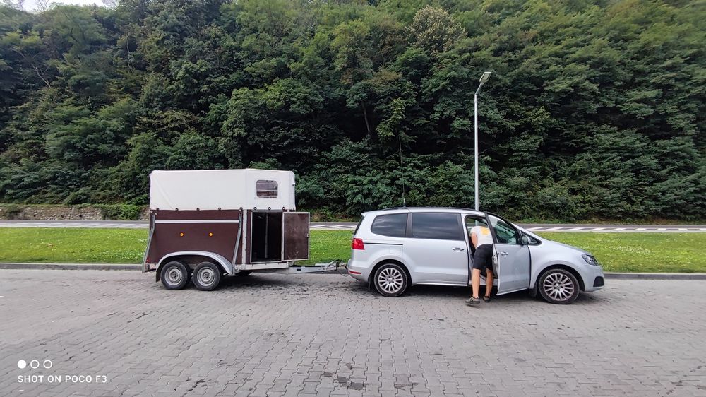 Închirieri platforme auto. Inchiriez platforme, remorci animale cai