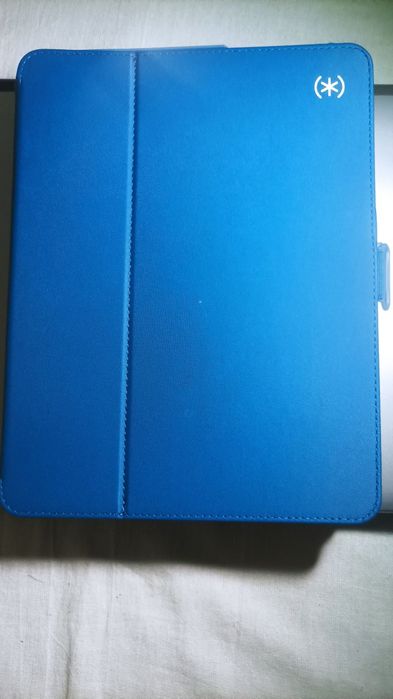 Продается iPad A16 128гб цвет золотой