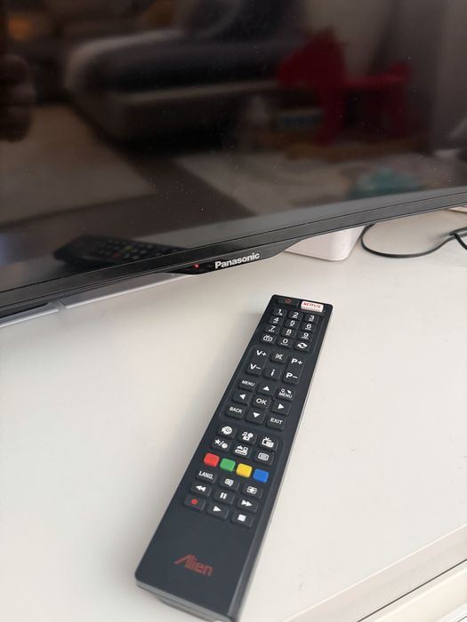 Televizor Panasonic 138cm curbat