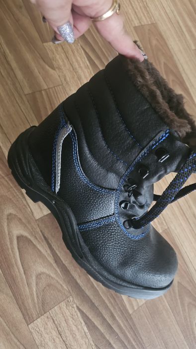 Продам спецодежду