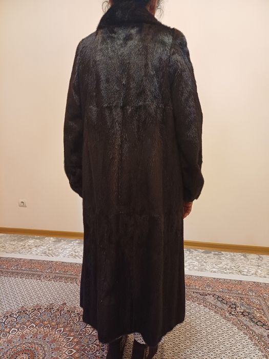 Продам норковую шубу