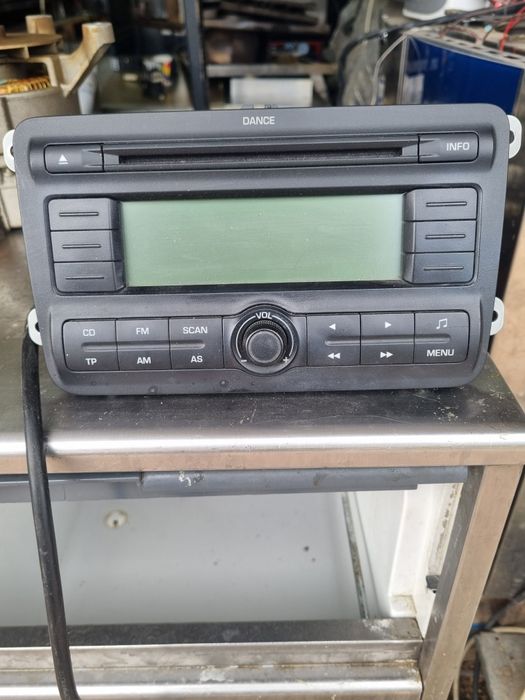 Радио  от Шкода Фабия 2009г.