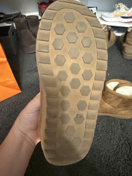 Ghete imblanite marimea 32 stil UGG stare foarte buna