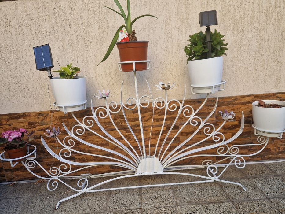 Suport din fier forjat pentru 5 ghivece cu flori!