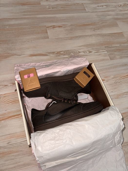 Кроссовки джордан трэвис скотт