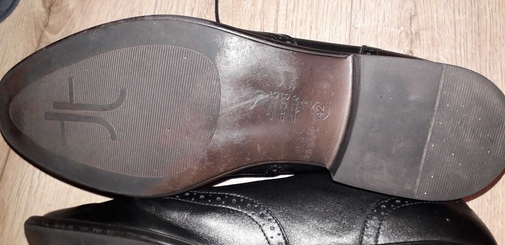 Pantofi barbatesti, marca nicolis, marimea 42, culoarea neagra