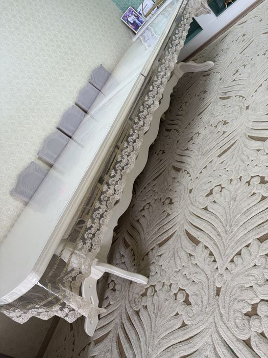 Срочно продам стол