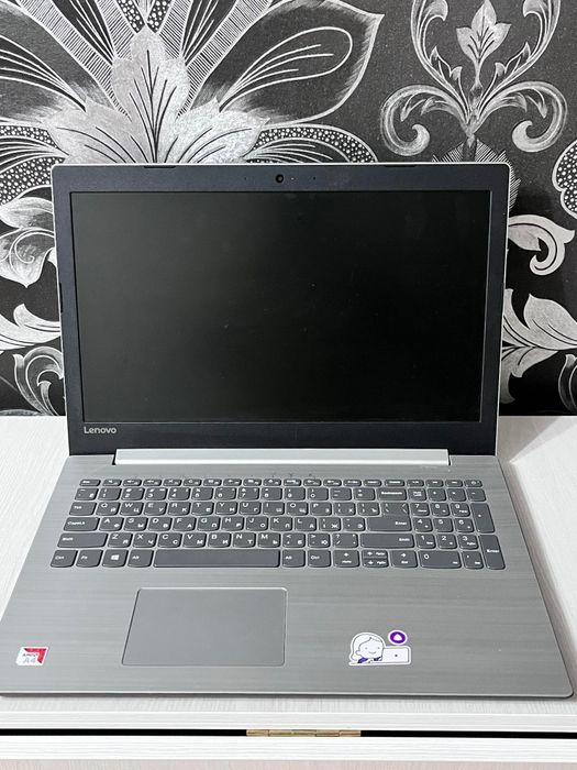 Ноутбук Lenovo IdeaPad 330-15AST

Про