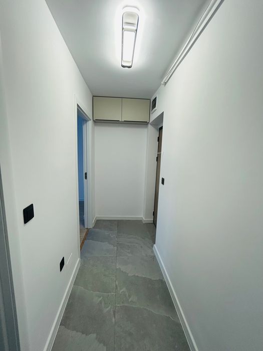Apartament cu 2 camere decomandat in zona Piata Hermes