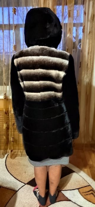 Продаётся Шуба мутон женская