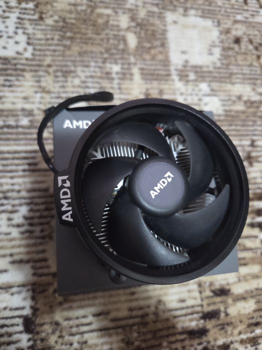 Процесор Ryzen 5 1600AF версия.