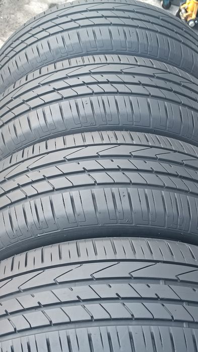 235/60/18 Hankook