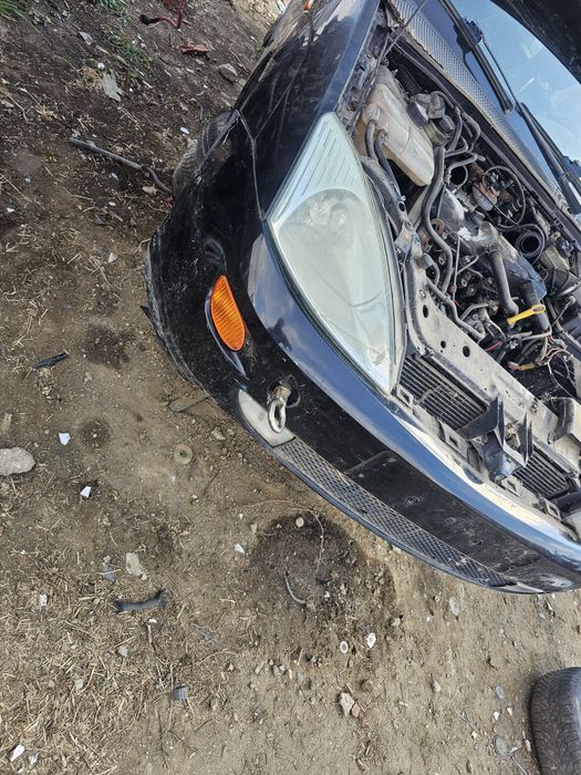 Bara fata faruri ford focus 1