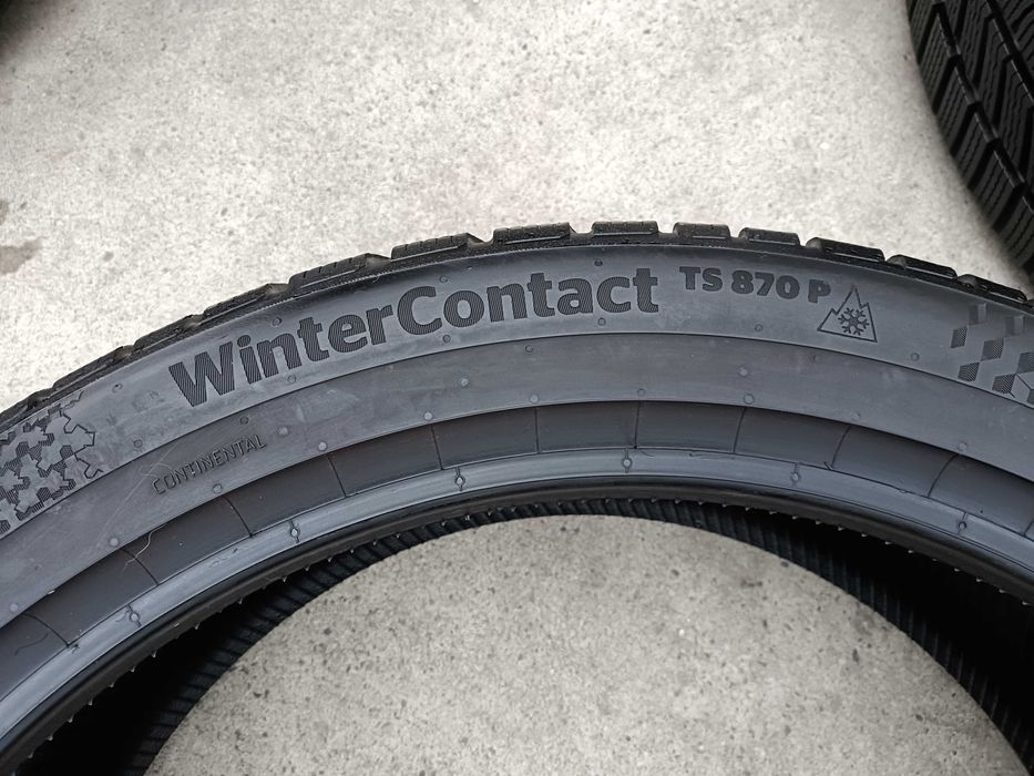 Set 4 anvelope iarna 235 45 21 cu 255 40 21 continental wintercontact TS 870P