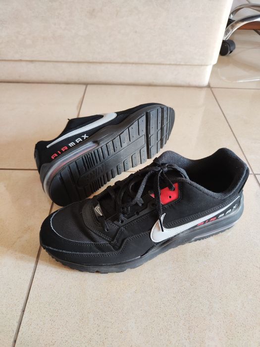 Обувки NIKE AIR MAX LTD 3