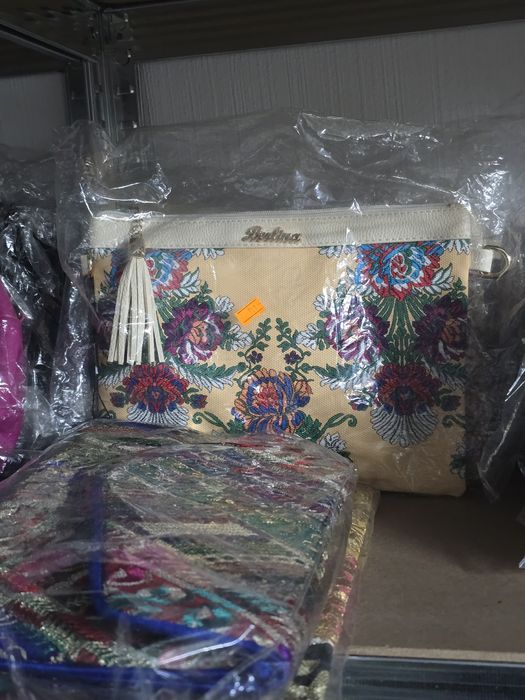 Нови чанти на много ниски цени !!!