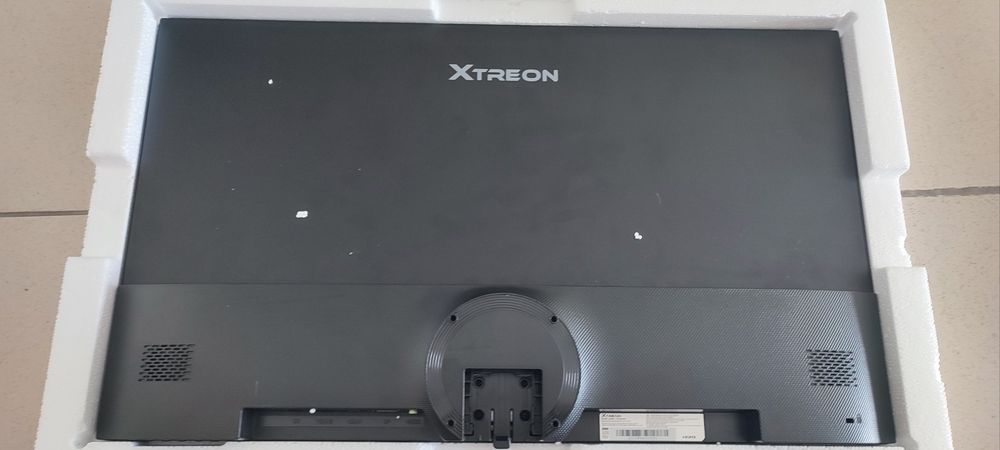 Продам монитор Xtreon XT2753PH