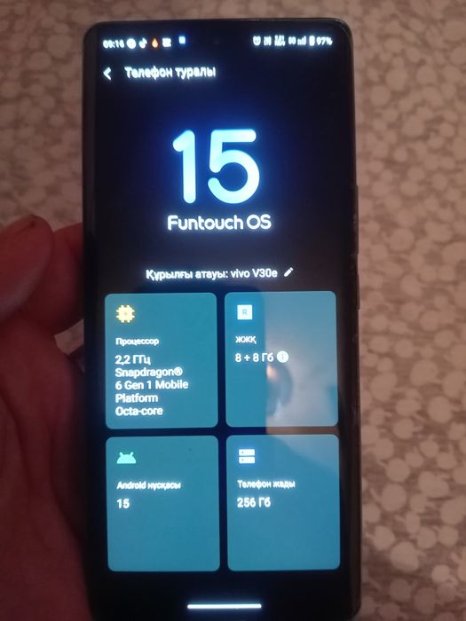 Vivo v30e 256 g.