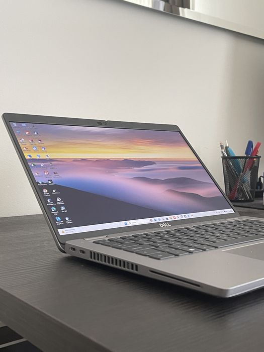 Dell Latitude 5430 – i5 Gen 12 / 16GB RAM / SSD – stare foarte bună + mouse inclus