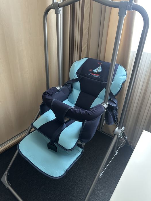 Детска люлка мобилна за вътре както и за навън