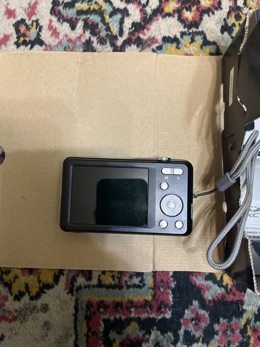 Продам цифровую фотокамеру Panasonic