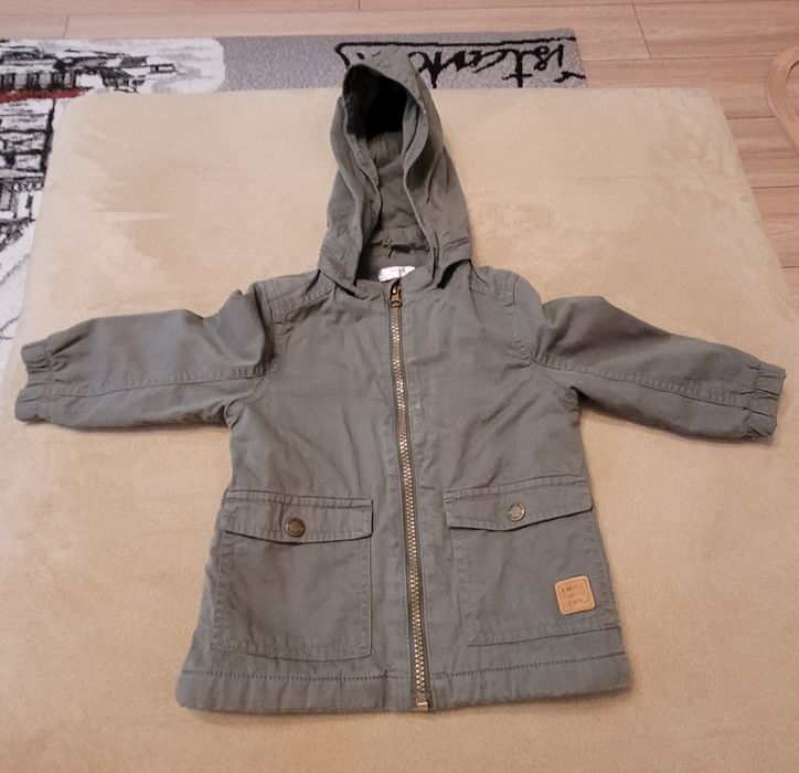 Vând geacă mărimea 86