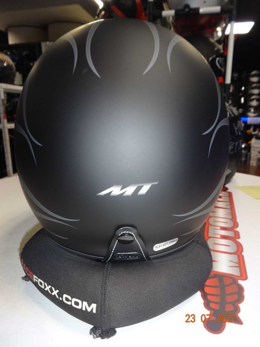 НОВО! Скутерски каски MT Helmets Le Mans скутер мото мотор