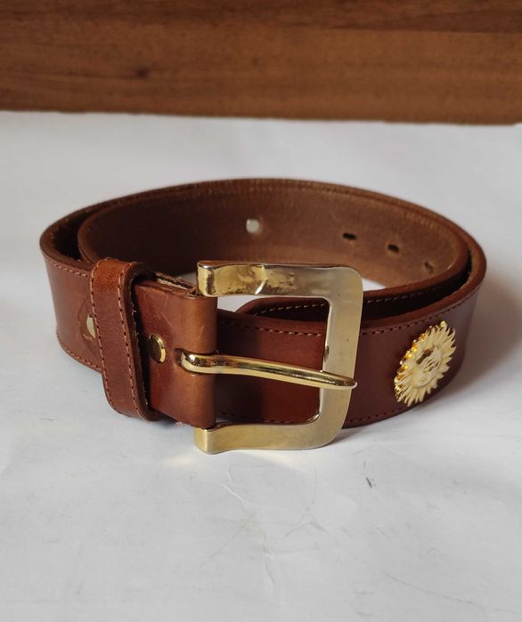 Кафяв колан от дебела естествена кожа с масивна метална тока