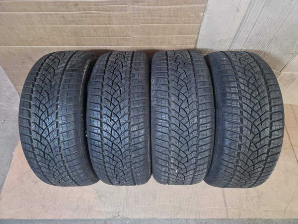 225/50R17 Goodyear EfficientGrip Performance Tyre | TYREMART