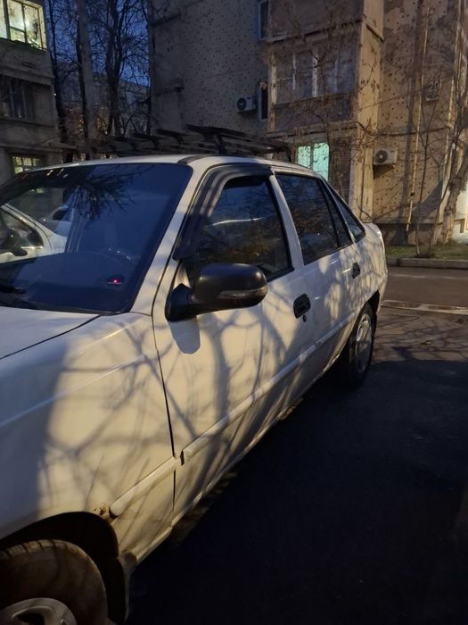 Nexia 2 sotiladi srochni