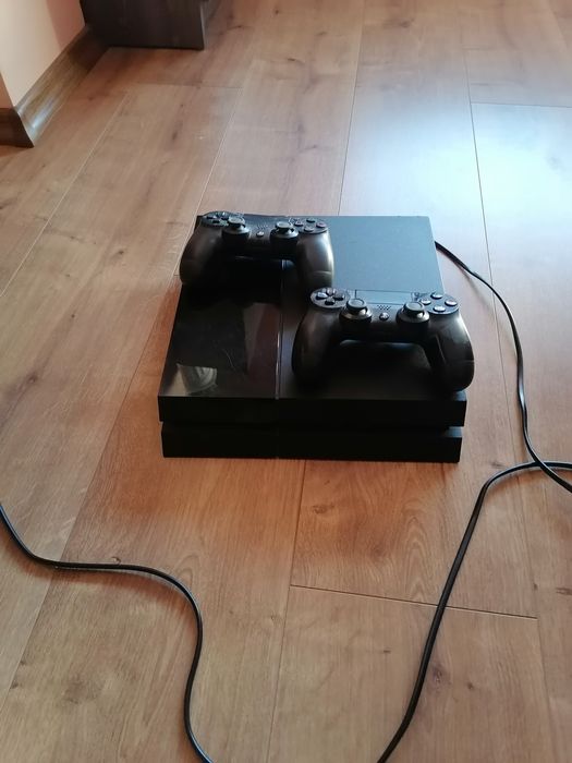 Плейстейшън 4 500гб
