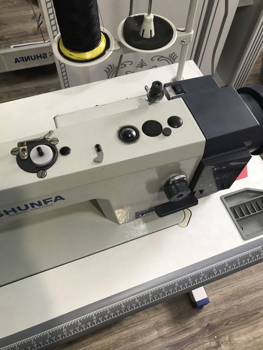 Продам швейную машинку Shunfa