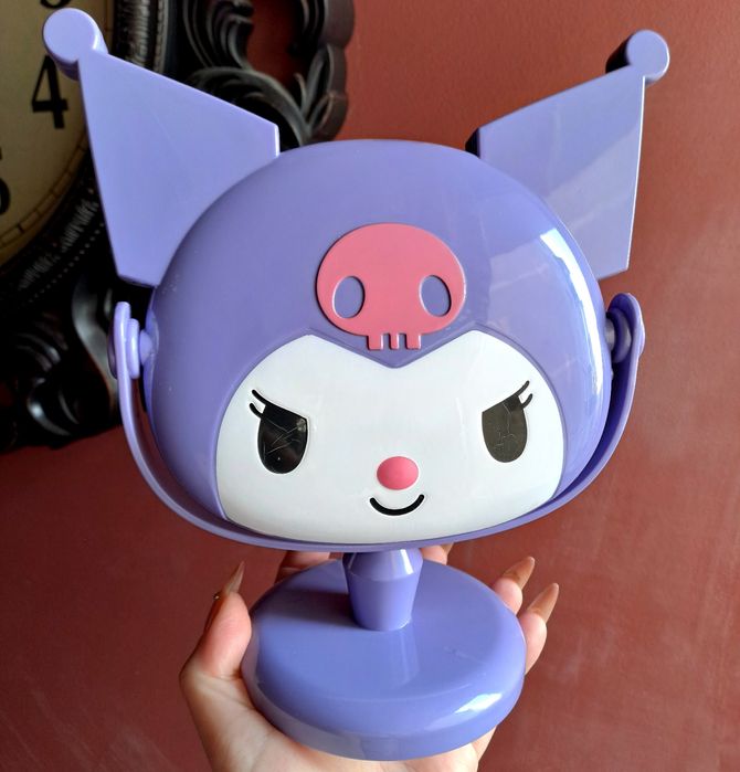 Oglinda cu picior kuromi oglinda makeup